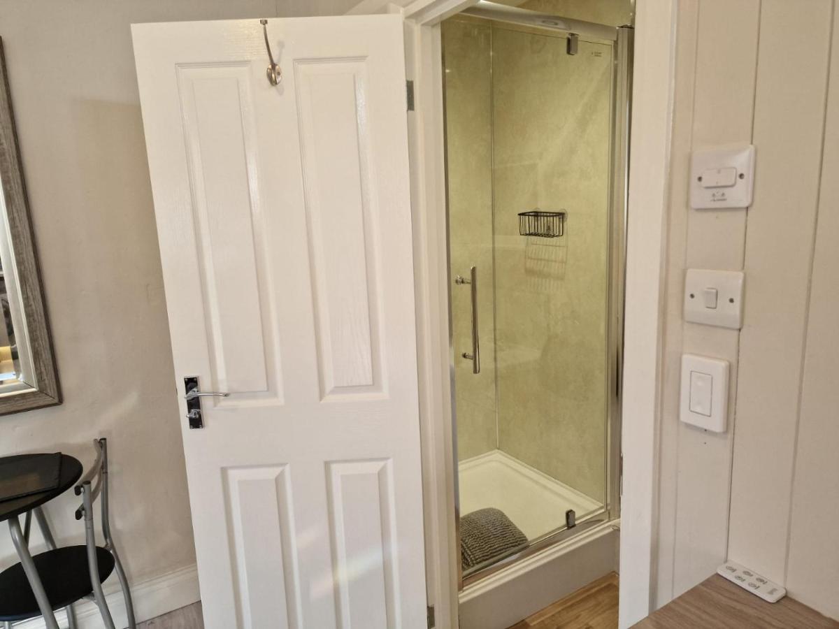 Carlisle Central, Cute Studio Appt, The Cupboard Exteriér fotografie